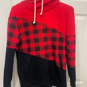 Ampersand Ave hoodie size small